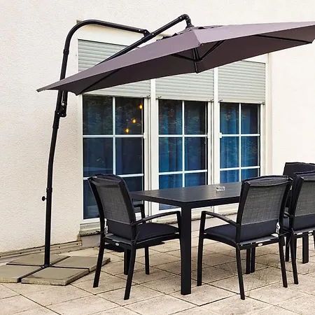 Komm - Terrasse- Parkplatz- Boxspringbett- Kueche Apartment *
