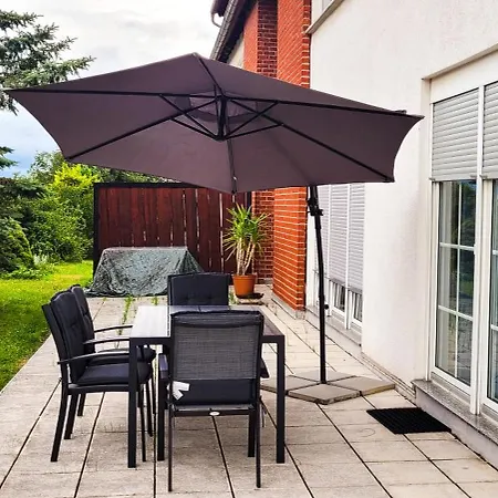 Komm - Terrasse- Parkplatz- Kueche- Boxspringbett *