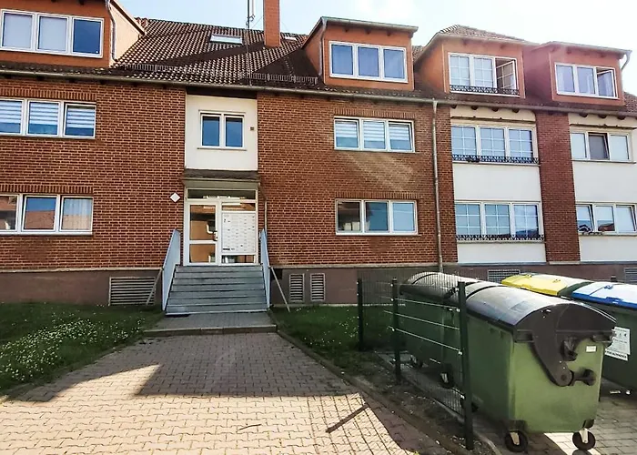 Komm - Terrasse- Parkplatz- Kueche- Boxspringbett Daire