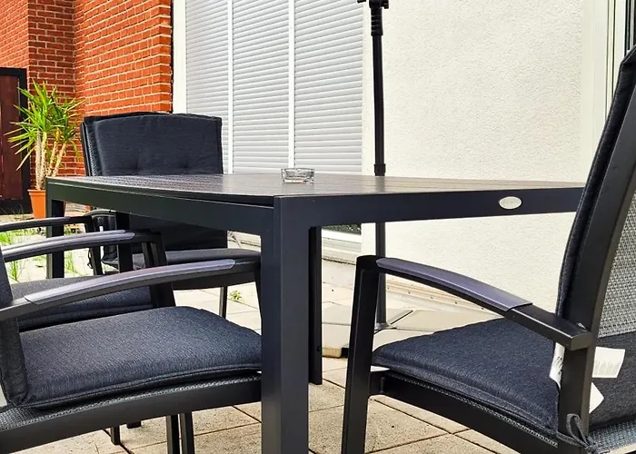 Komm - Terrasse- Parkplatz- Kueche- Boxspringbett Daire Jena