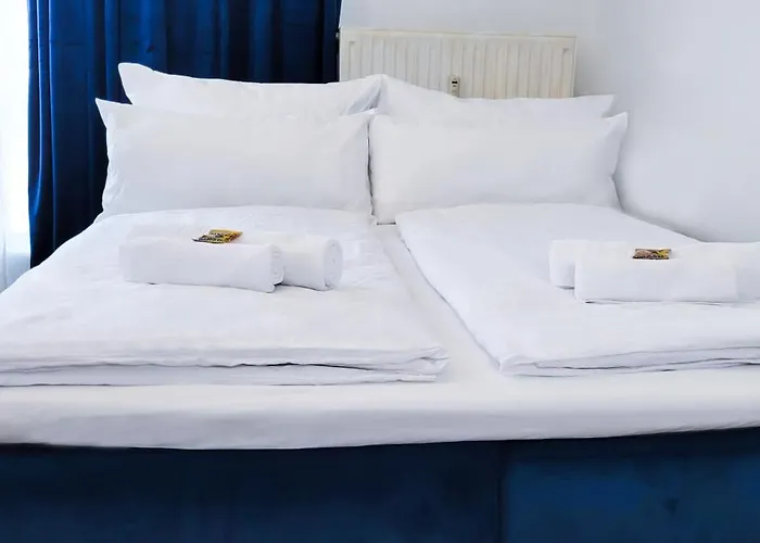 아파트 Komm - Terrasse- Parkplatz- Kueche- Boxspringbett 예나